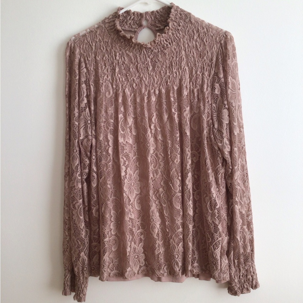 2/$12 Elegant Lace Long Sleeve Top